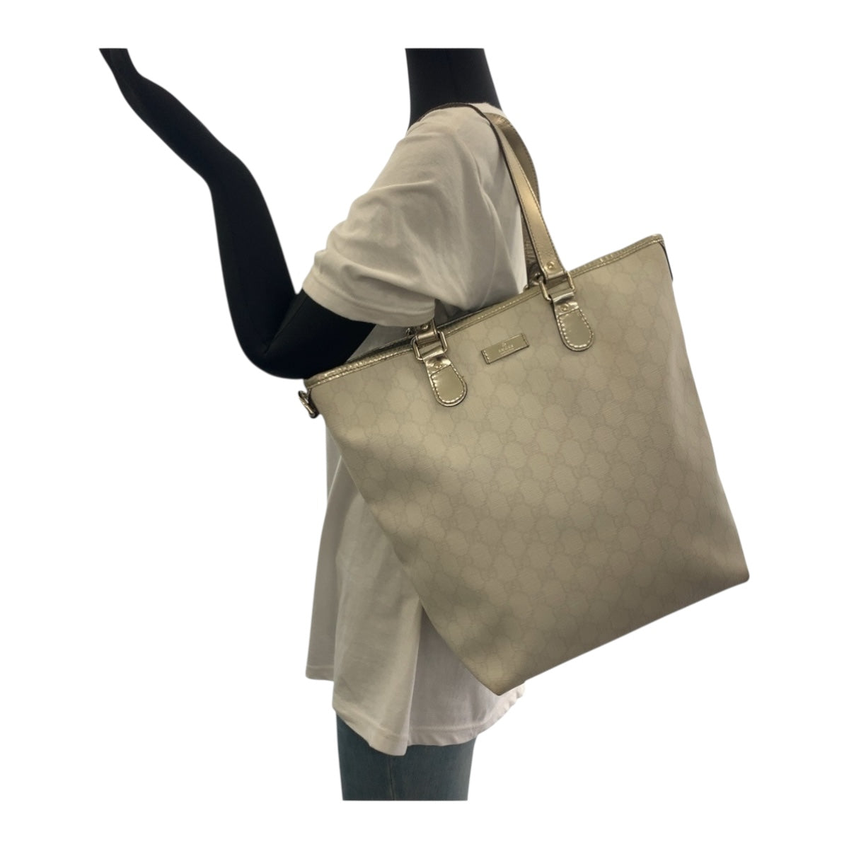 19754
GUCCI グッチ ホワイト ゴールド ゴールド金具 GGスプリームキャンバス 189896 トートバッグ ショルダーバッグ レディース AB27