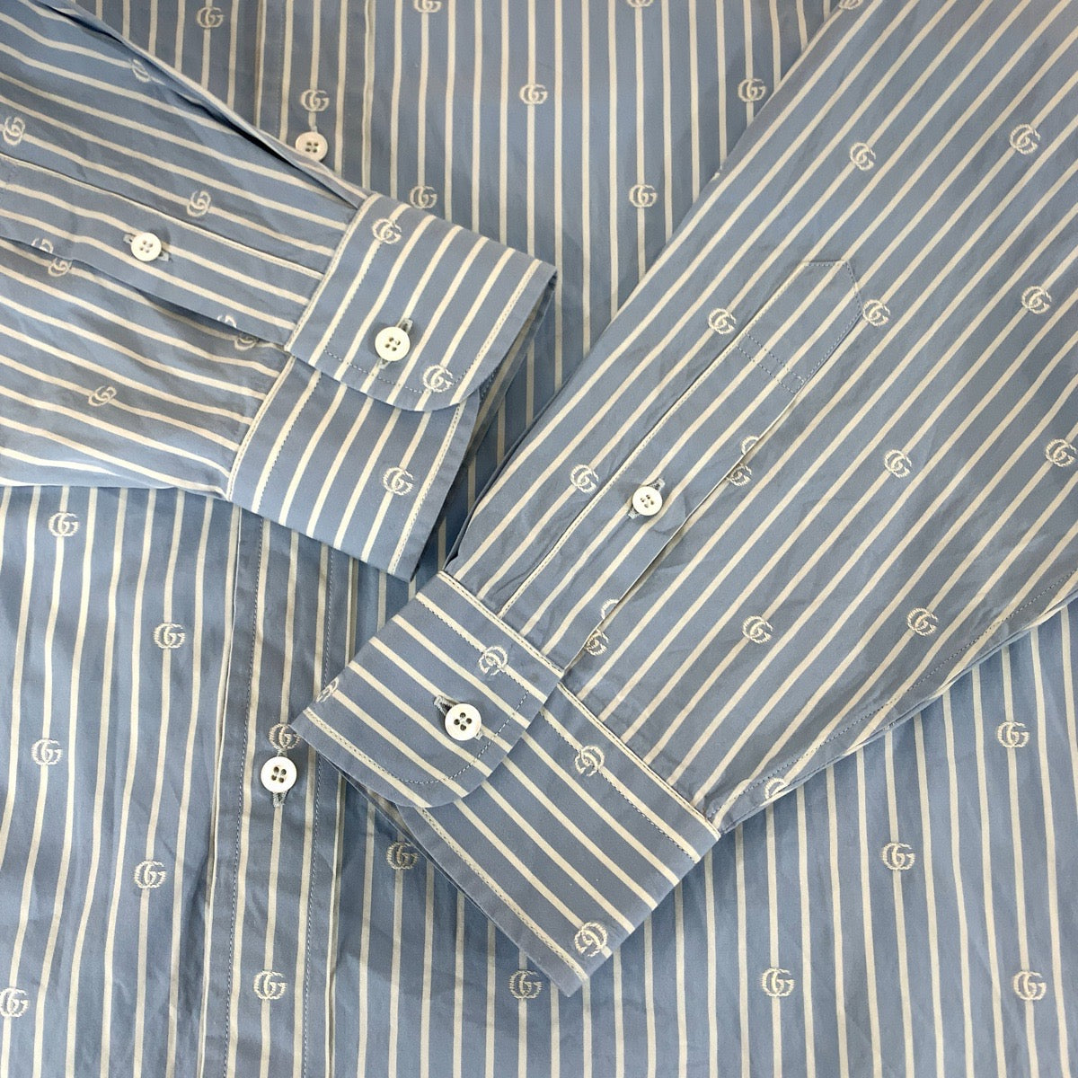19812
GUCCI グッチ グッチ リド インターロッキング GGストライプ サイズ42 ライトブルー ホワイト コットン 625888 ZAFXS 長袖シャツ ドレスシャツ メンズ A40