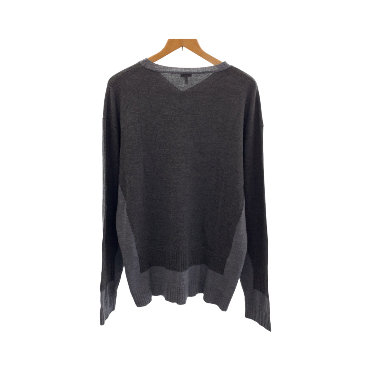 19818
LOEWE Anagram Size L Gray Wool Knit Cut & Sew Sweater Men's A48