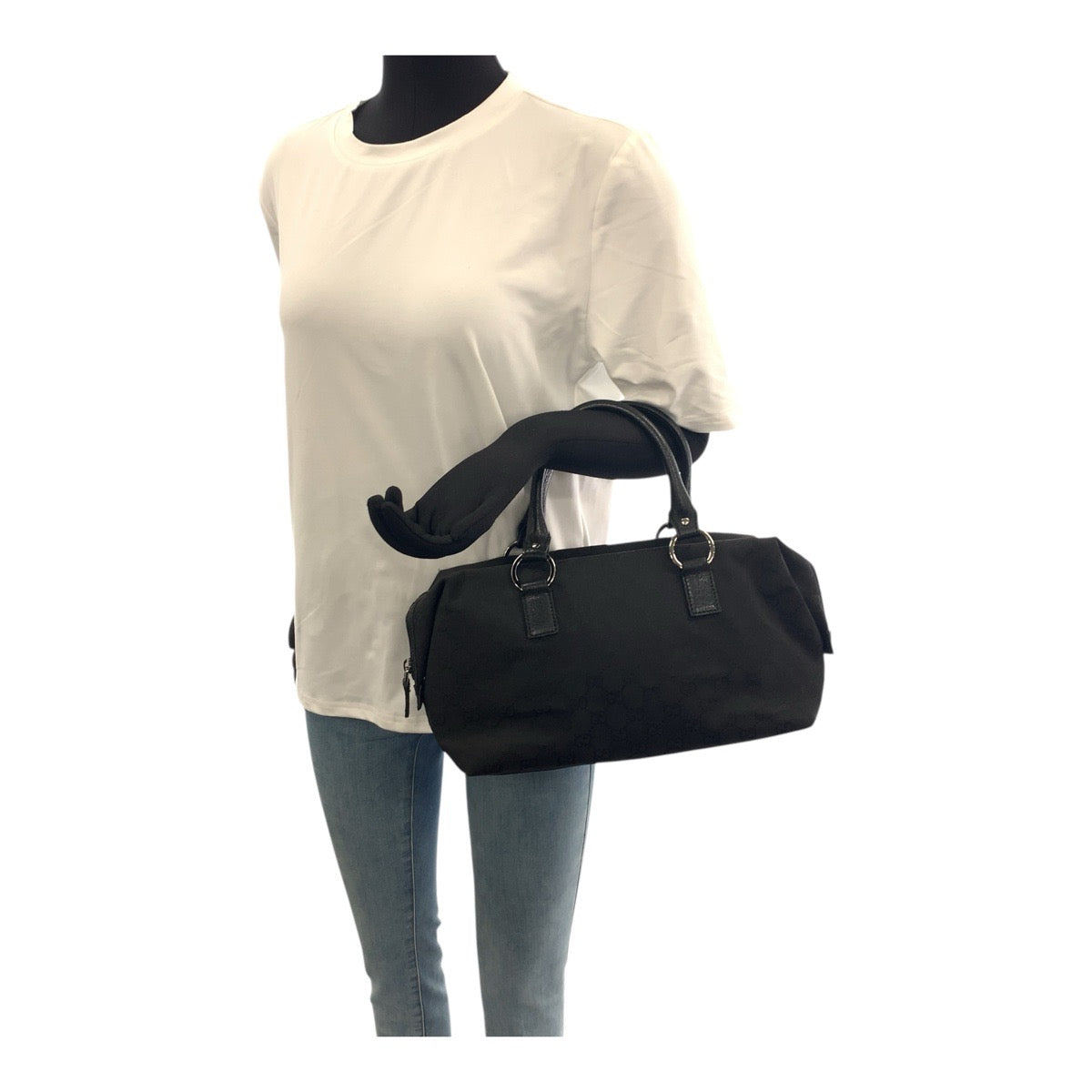 19881
GUCCI グッチ ブラック 黒 シルバー金具 GGキャンバス 113009 ハンドバッグ レディース ABP34