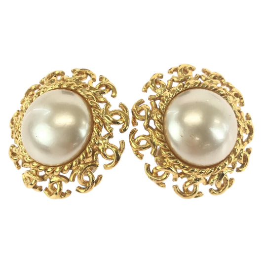 19898
CHANEL シャネル ヴィンテージ ココマーク ゴールド メッキ イヤリング 95 A刻印 レディース ABP55