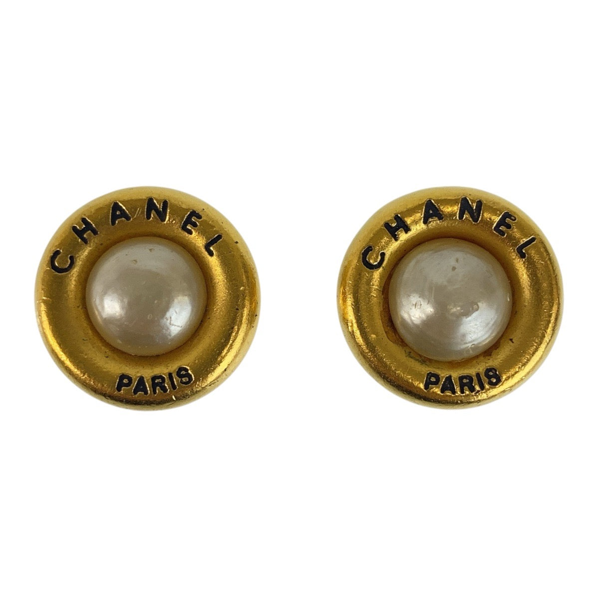 19899
CHANEL シャネル ヴィンテージ ゴールド ホワイト メタル / フェイクパール イヤリング 93 A刻印 レディース AB32