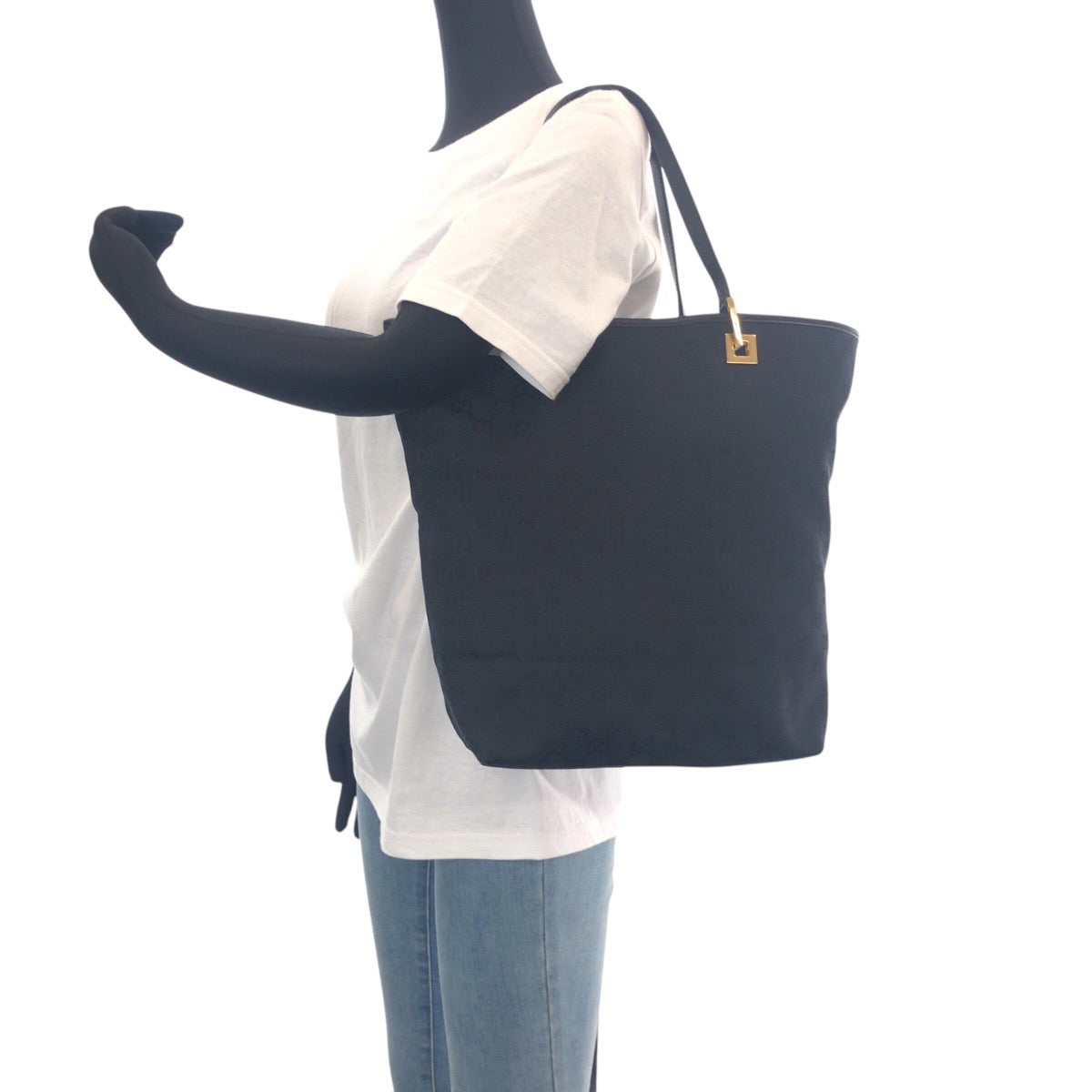 19933
GUCCI グッチ ブラック 黒 ゴールド金具 GGキャンバス 002 1098 トートバッグ ショルダーバッグ レディース A
