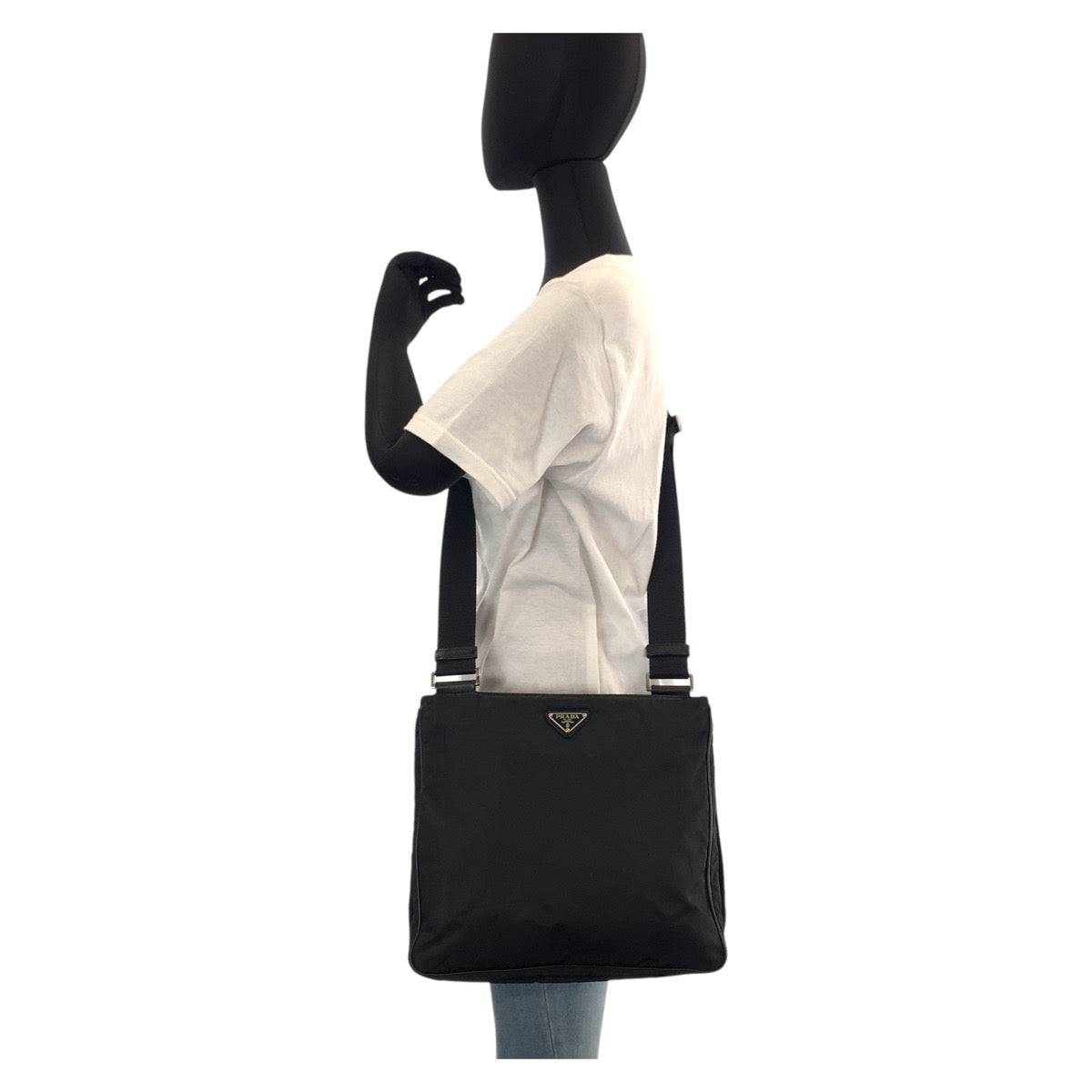 19937
PRADA Tessuto Triangle Logo Plate Black Silver Hardware Nylon Shoulder Bag Messenger Bag Ladies AB
