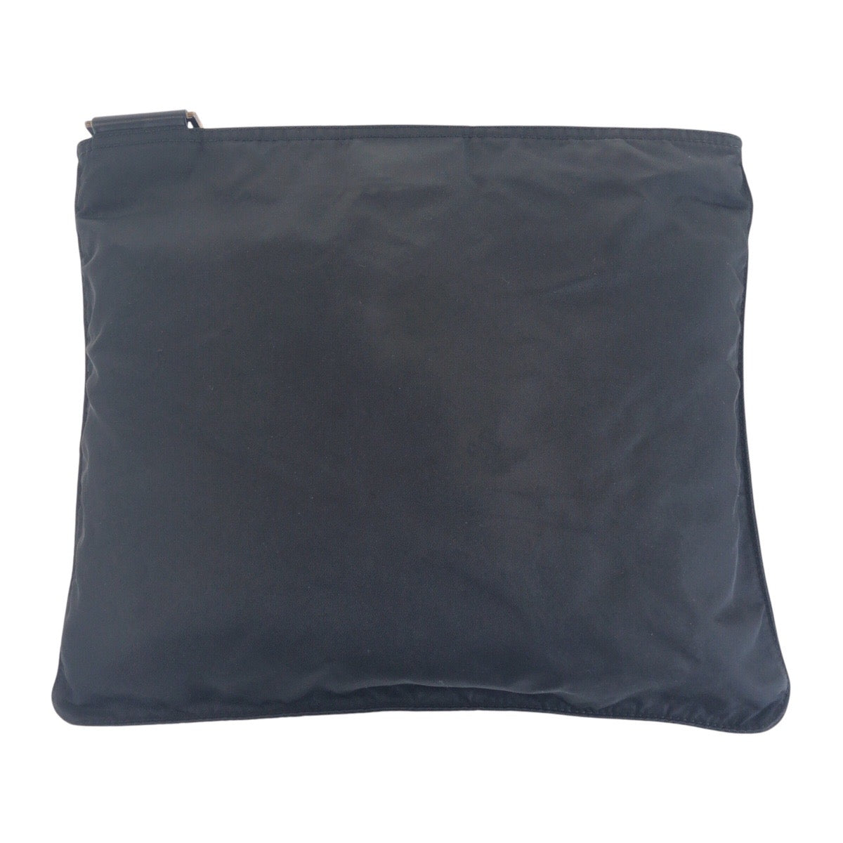 19939
PRADA プラダ テスート 三角ロゴプレート ブラック 黒 シルバー金具 ナイロン ショルダーバッグ 男女兼用  レディース AB