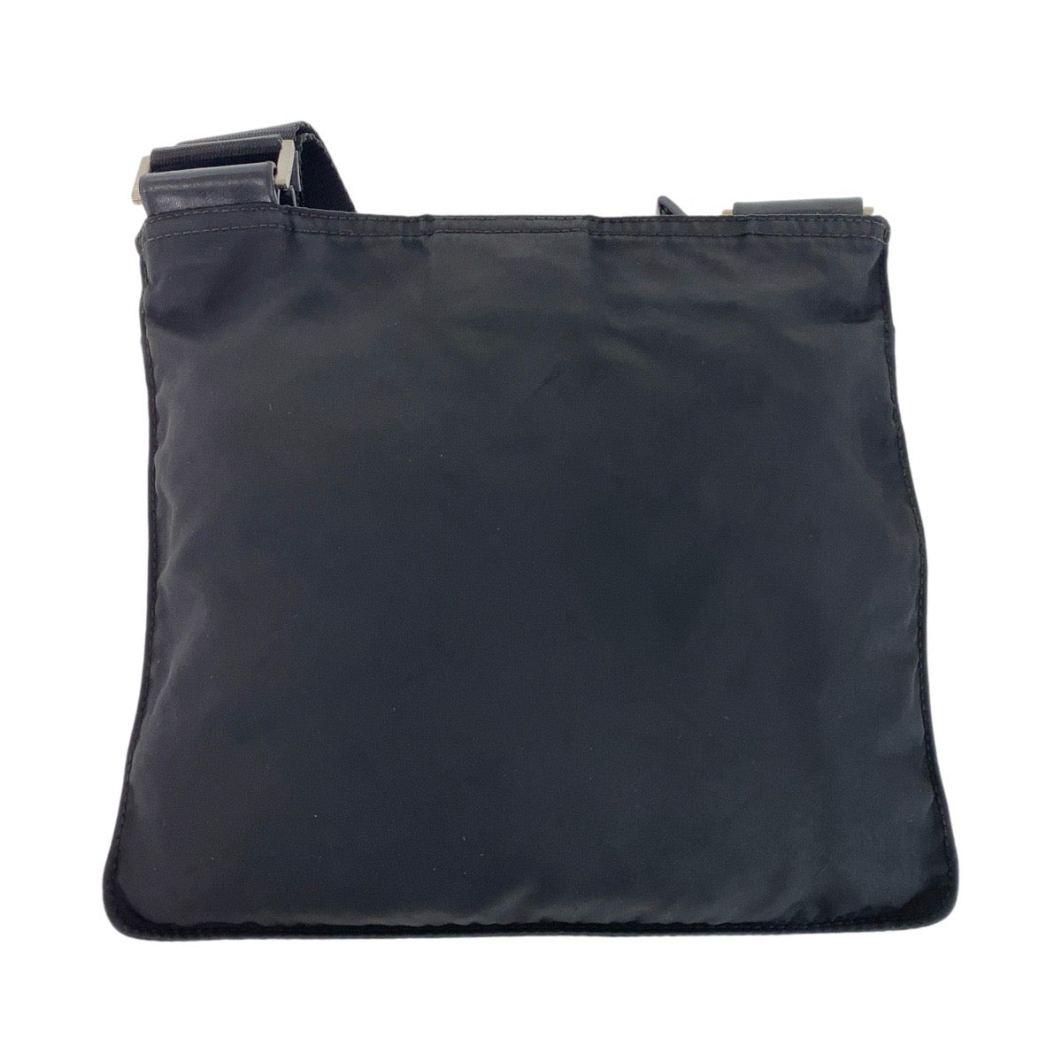 19943
PRADA プラダ テスート 三角ロゴプレート ブラック 黒 シルバー金具 ナイロン ショルダーバッグ ポシェット  メンズ B