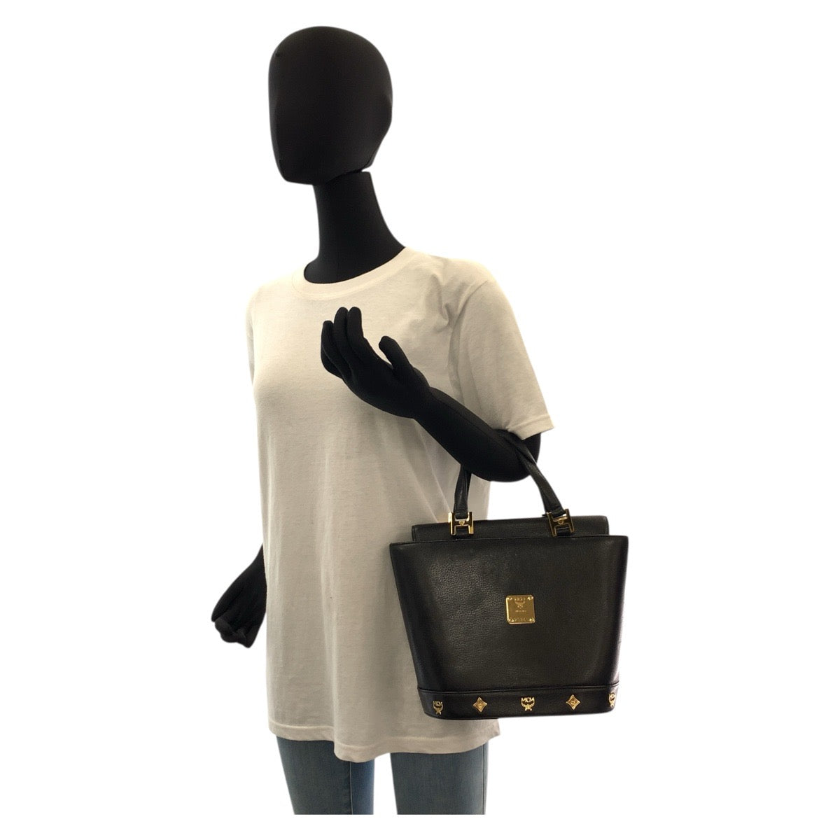 19948
MCM エム シー エム ブラック 黒 ゴールド金具 レザー ハンドバッグ レディース ABP