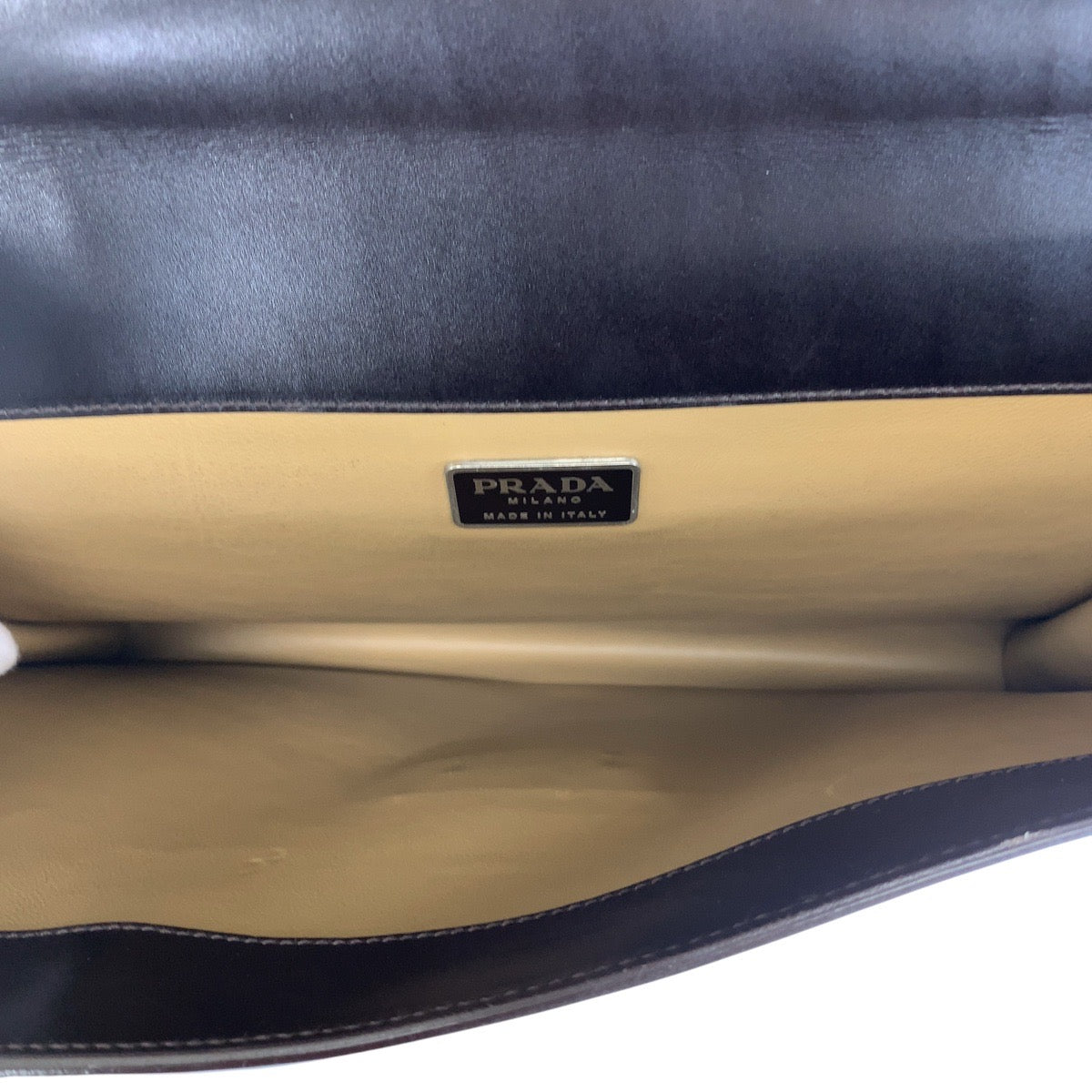 19950
PRADA プラダ ブラウン シルバー金具 レザー ビジネスバッグ ブリーフケース  メンズ ABP