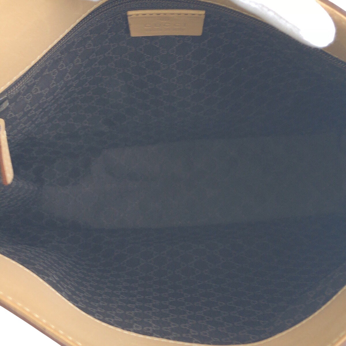 19993
GUCCI グッチ ベージュ ゴールド金具 レザー 91762 ショルダーバッグ ポシェット レディース ABP32