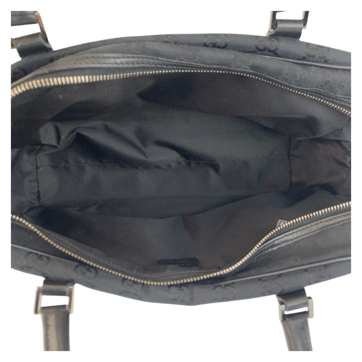 20079
GUCCI グッチ ブラック 黒 シルバー金具 GGキャンバス / レザー 002 1115 ショルダーバッグ レディース ABP35