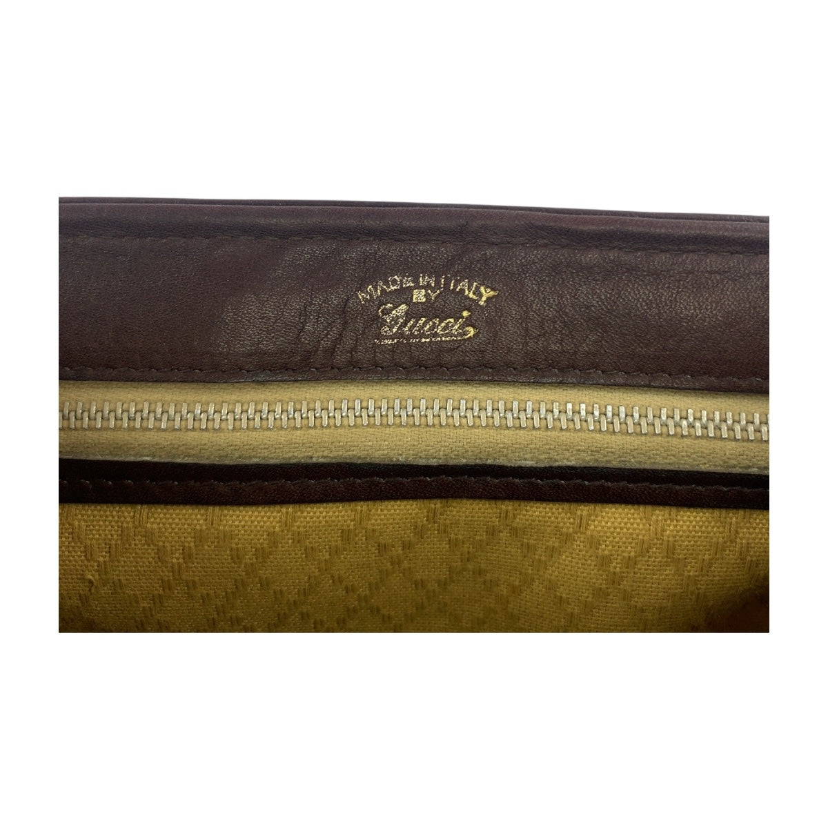 20105
GUCCI グッチ ヴィンテージ オールドグッチ ベージュ ブラウン ゴールド金具 GGスプリームキャンバス 斜め掛け ショルダーバッグ レディース AB42