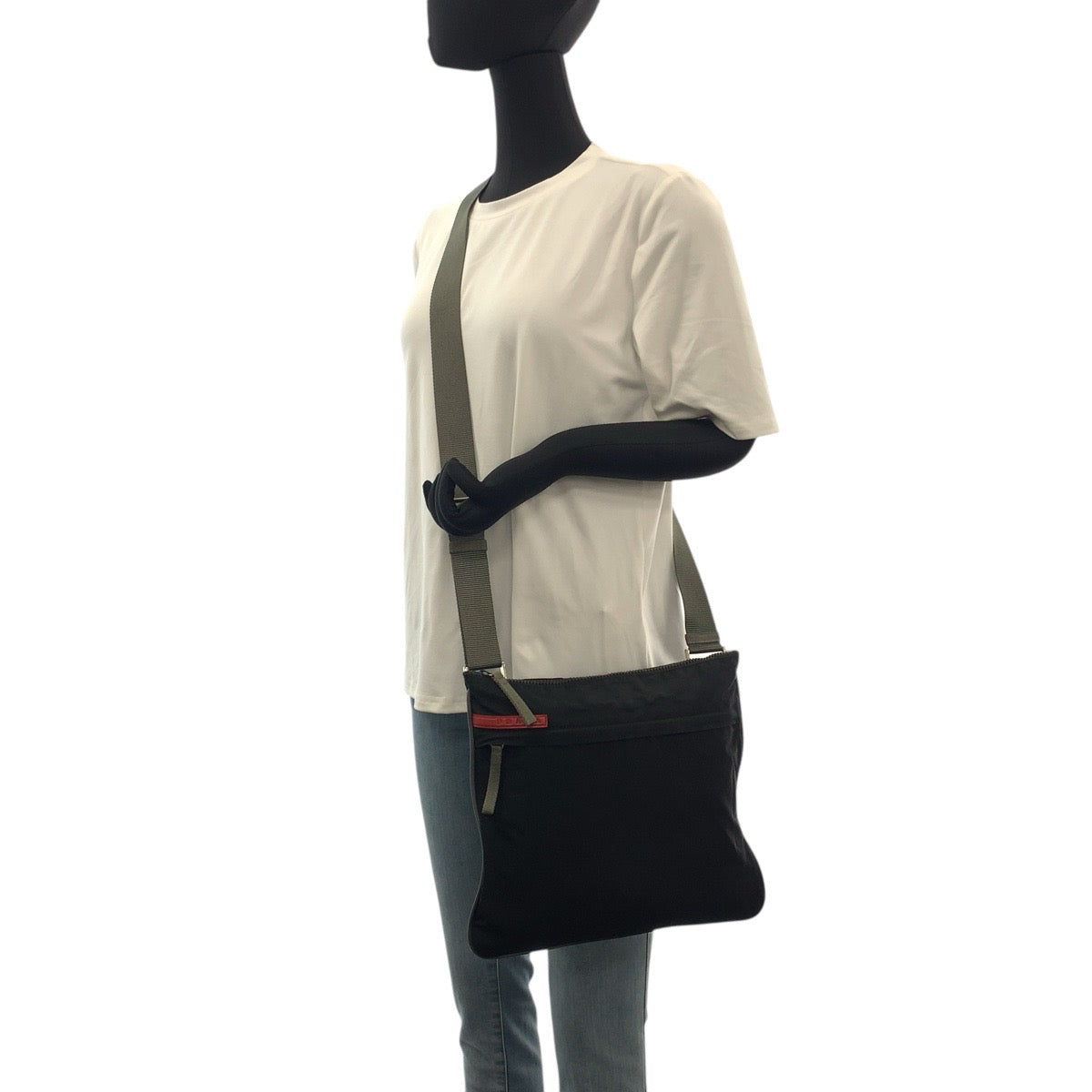 20118
PRADA SPORTS プラダスポーツ ブラック 黒 シルバー金具 ナイロン ショルダーバッグ ポシェット レディース ABP35