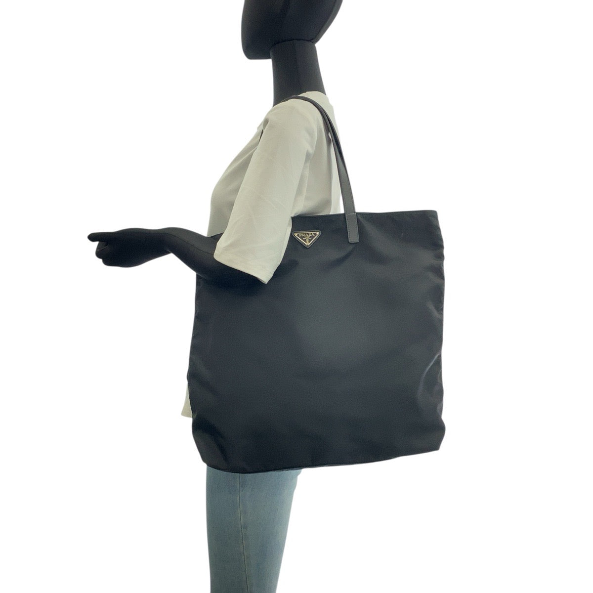 20141
PRADA プラダ テスート 三角ロゴプレート ブラック 黒 シルバー金具 ナイロン / レザー トートバッグ ショルダーバッグ レディース ABP37