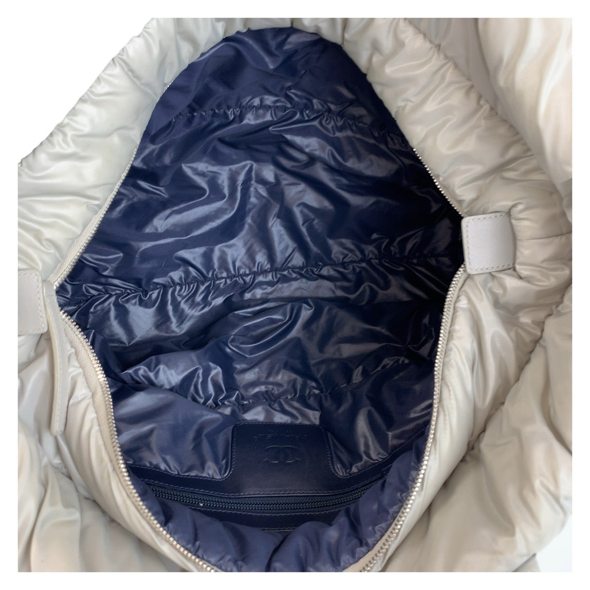 20210
CHANEL シャネル ココクーン グレー シルバー金具 ナイロン トートバッグ ショルダーバッグ レディース AB70