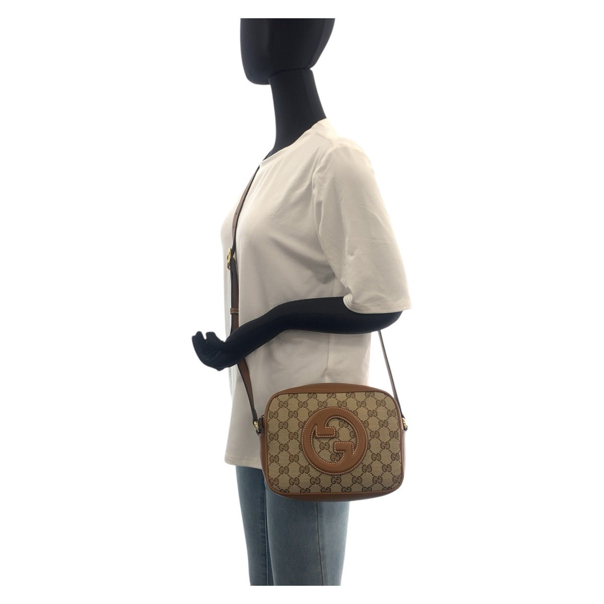 20218
GUCCI グッチ ブロンディ ブラウン ゴールド金具 GGキャンバス / レザー 820429 ショルダーバッグ ポシェット レディース A110