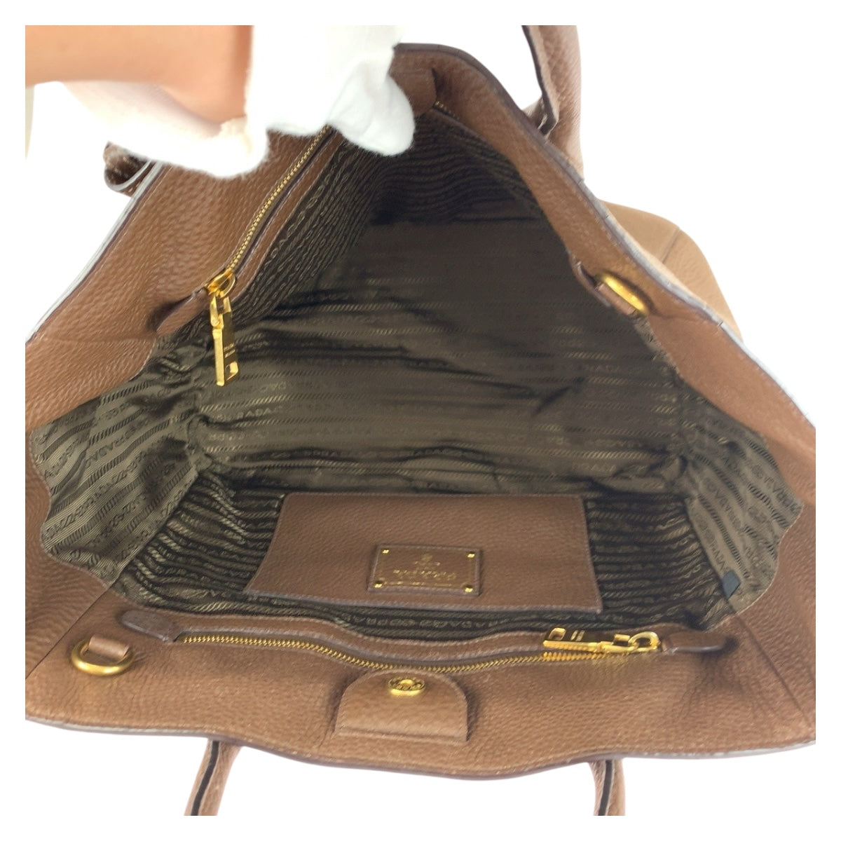 20223
PRADA プラダ ブラウン ゴールド金具 レザー トートバッグ ショルダーバッグ レディース ABP57