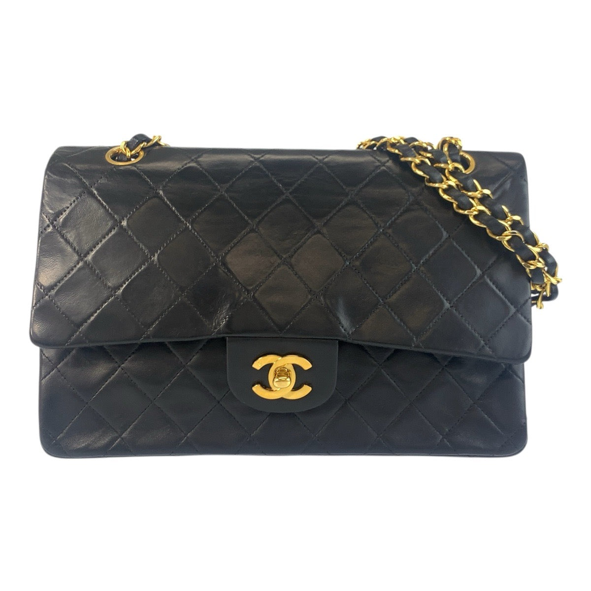 20224
CHANEL シャネル マトラッセ ダブルフラップ ココマーク ターンロック ブラック 黒 ゴールド金具 レザー チェーンショルダーバッグ レディース AB300