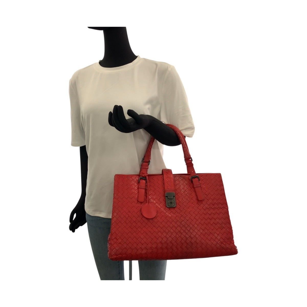 20228
BOTTEGAVENETA ボッテガヴェネタ イントレチャート ローマ レッド シルバー金具 レザー ハンドバッグ トートバッグ レディース ABP70