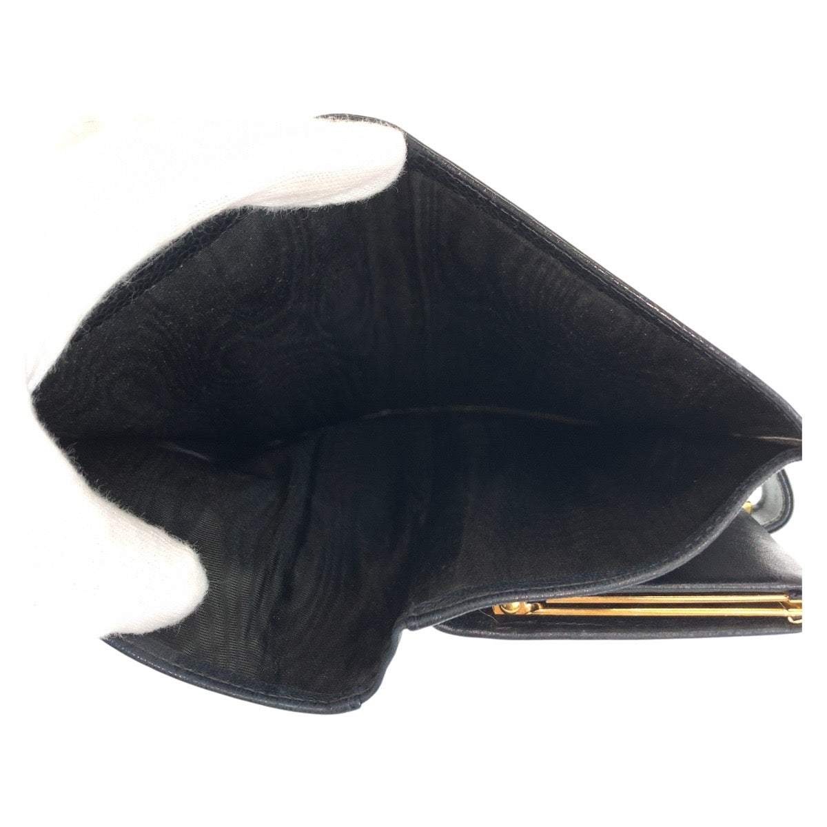 20235
CHANEL シャネル ヴィンテージ ココマーク ブラック 黒 ゴールド金具 キャビアスキン 折財布 がま口 コンパクトウォレット レディース ABP42