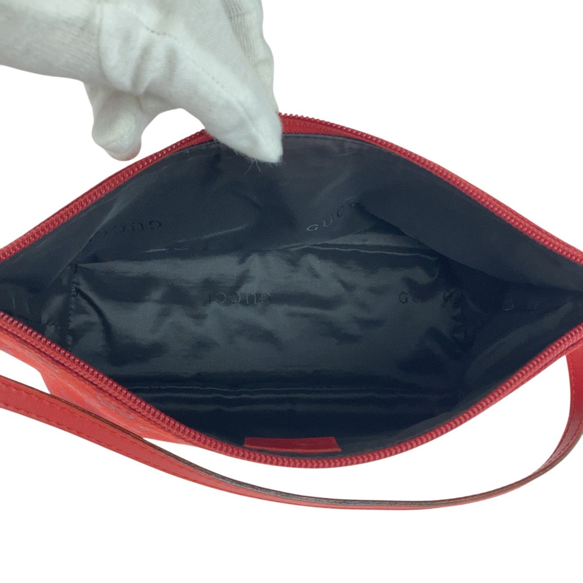 20244
GUCCI Red Silver Hardware GG Canvas 039 1108 Handbag Accessory Pouch Ladies ABP32