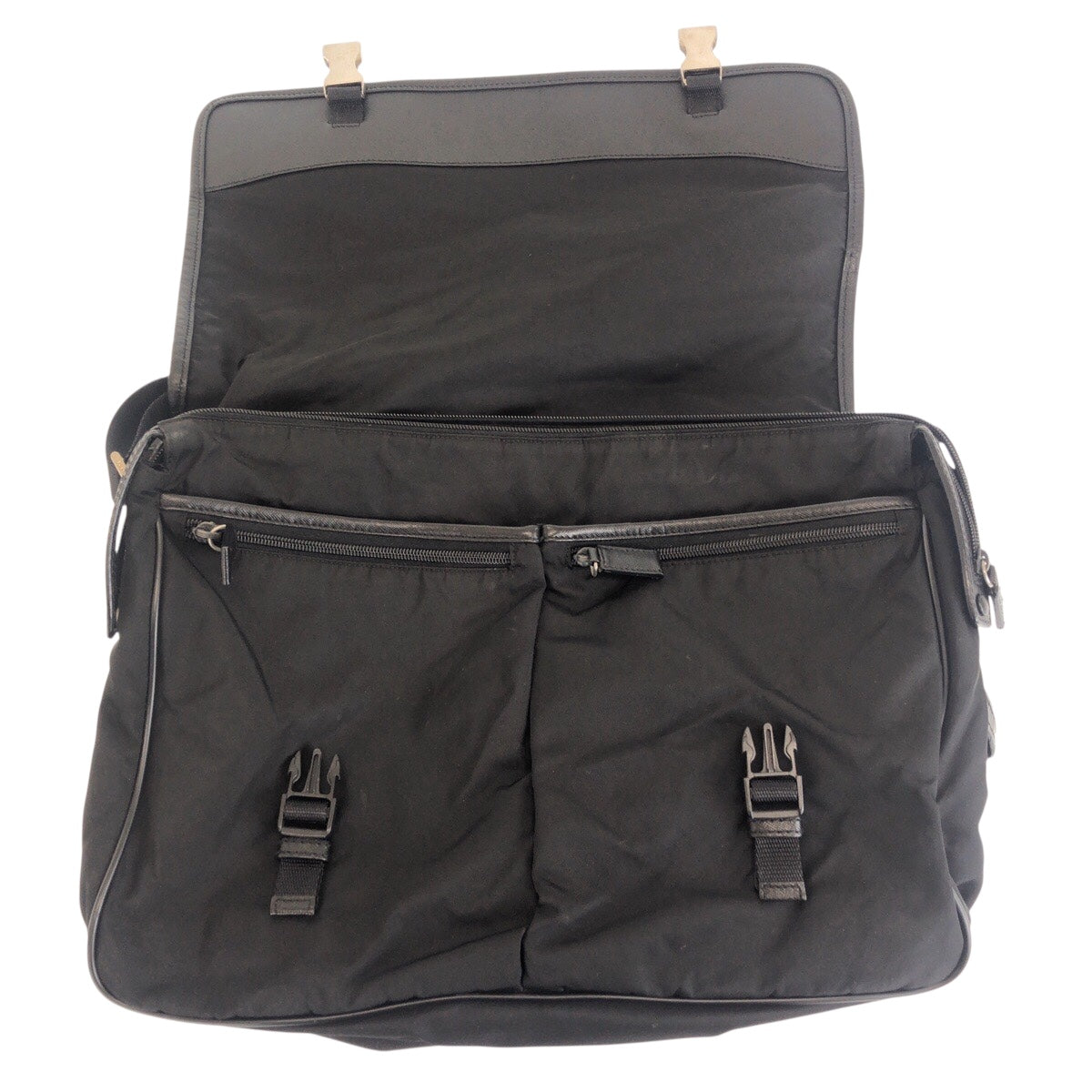 20269
PRADA プラダ テスート 三角ロゴプレート ブラック 黒 シルバー金具 ナイロン / レザー ショルダーバッグ メッセンジャーバッグ メンズ ABP42