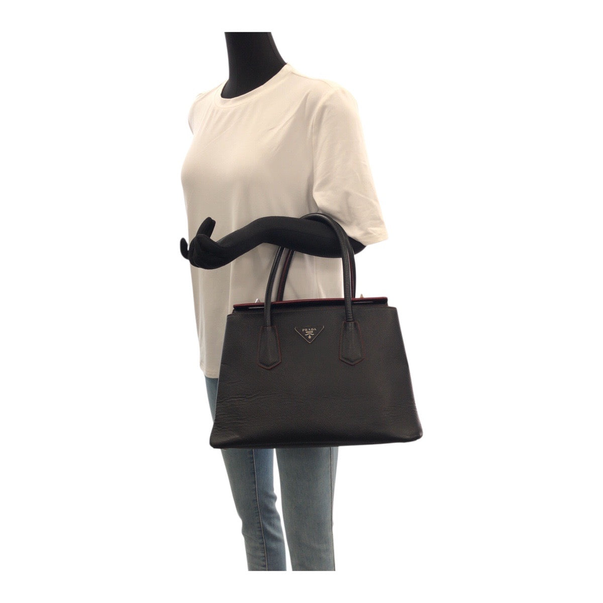 20289
PRADA プラダ サフィアーノ ブラック レッド シルバー金具 レザー ハンドバッグ トートバッグ レディース ABP65