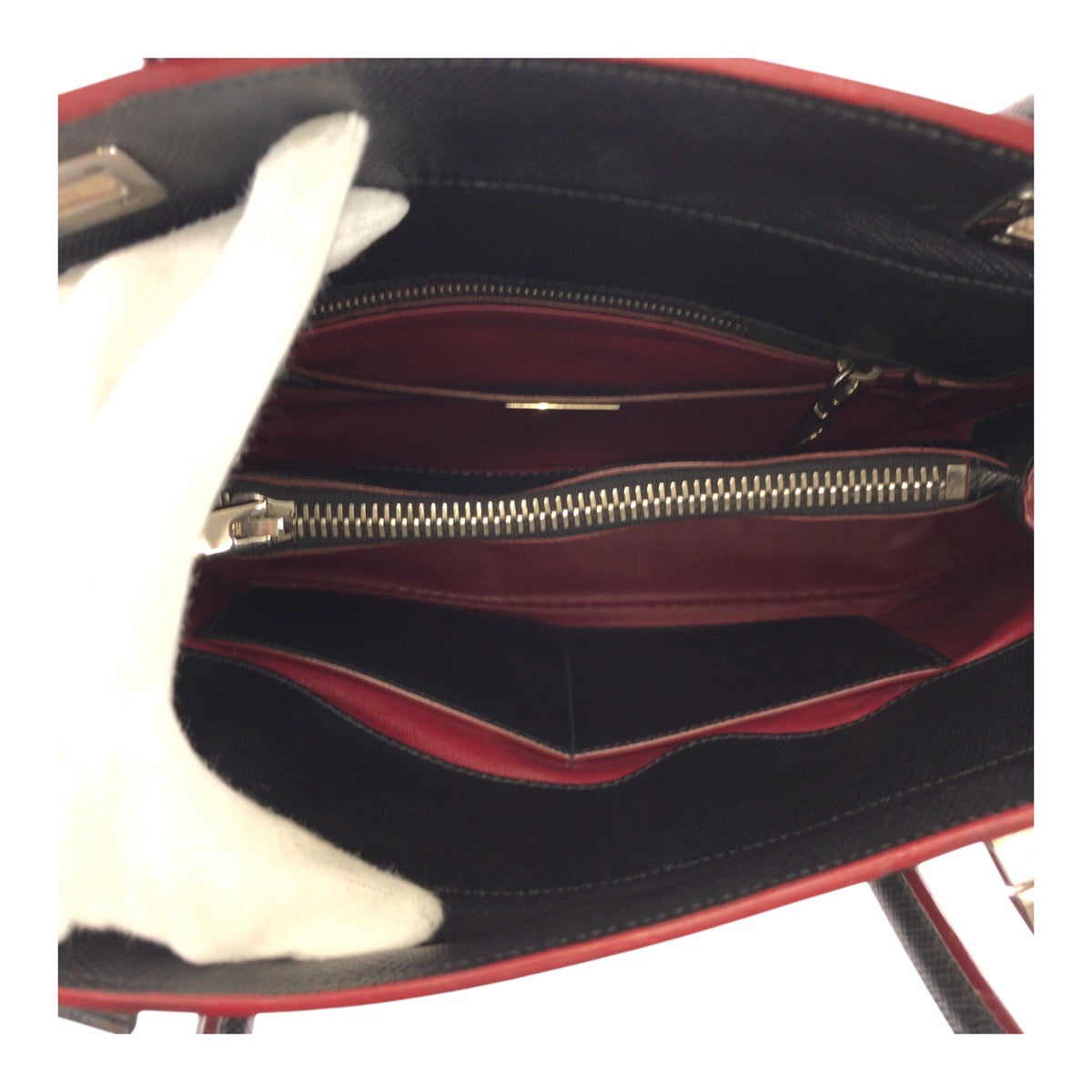 20289
PRADA プラダ サフィアーノ ブラック レッド シルバー金具 レザー ハンドバッグ トートバッグ レディース ABP65