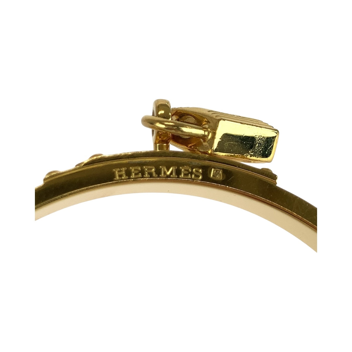 20294
HERMES エルメス ケリーバングル パドロックモチーフ ゴールド イエロー メッキ バングル ブレスレット レディース A23
