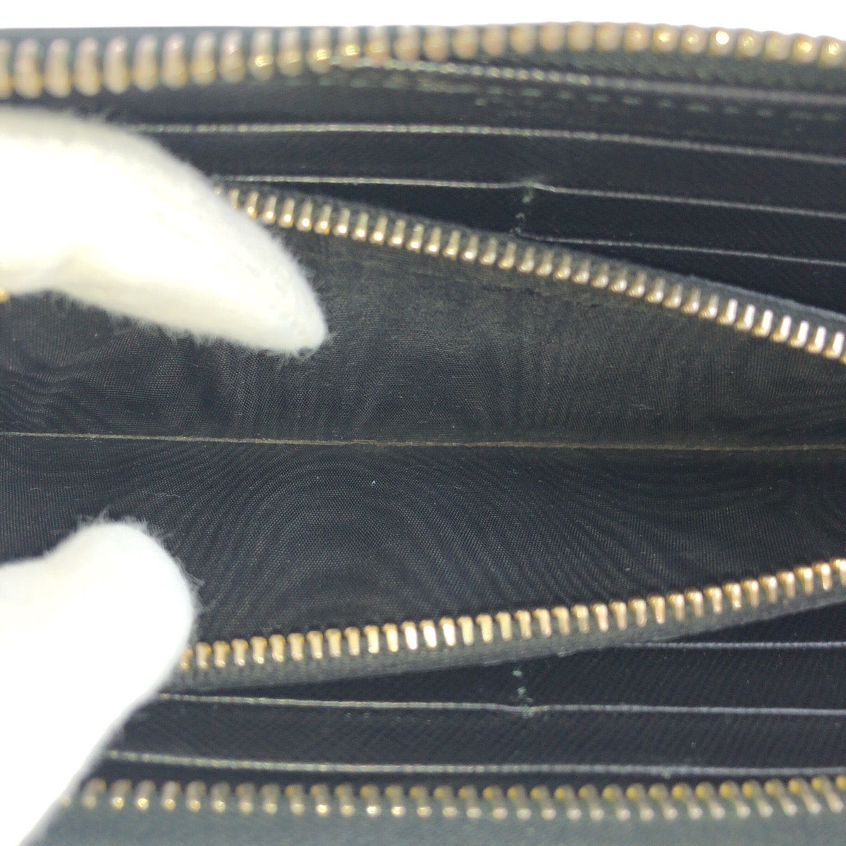 20355
PRADA プラダ サフィアーノ ロゴ ブラック 黒 ゴールド金具 レザー 長財布 ロングウォレット 男女兼用 レディース AB14