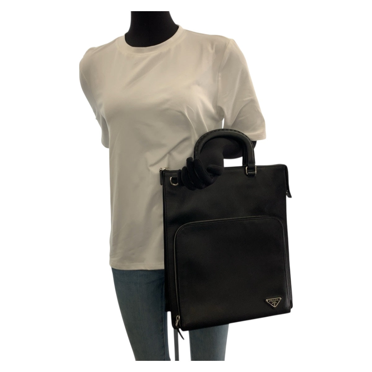 20364
PRADA プラダ サフィアーノ 三角ロゴプレート ブラック 黒 シルバー金具 レザー トートバッグ ビジネスバッグ ブリーフケース メンズ ABP72