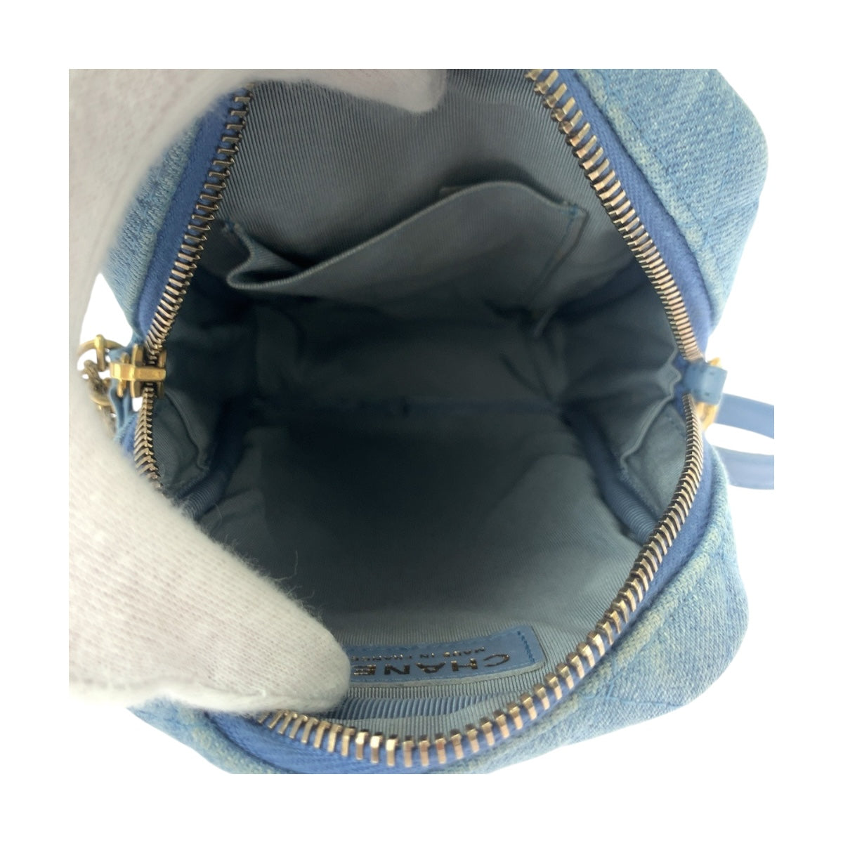 20406
CHANEL シャネル 2.55 キルティング ブルー ゴールド金具 デニム ショルダーバッグ ポシェット レディース A300