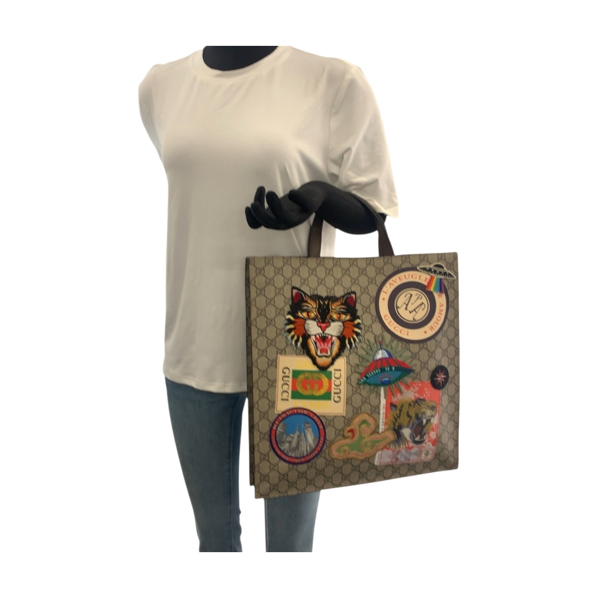 20407
GUCCI グッチ エンブロイダリー クーリエ アップリケ ベージュ マルチカラー GGスプリームキャンバス 474084 トートバッグ レディース A110