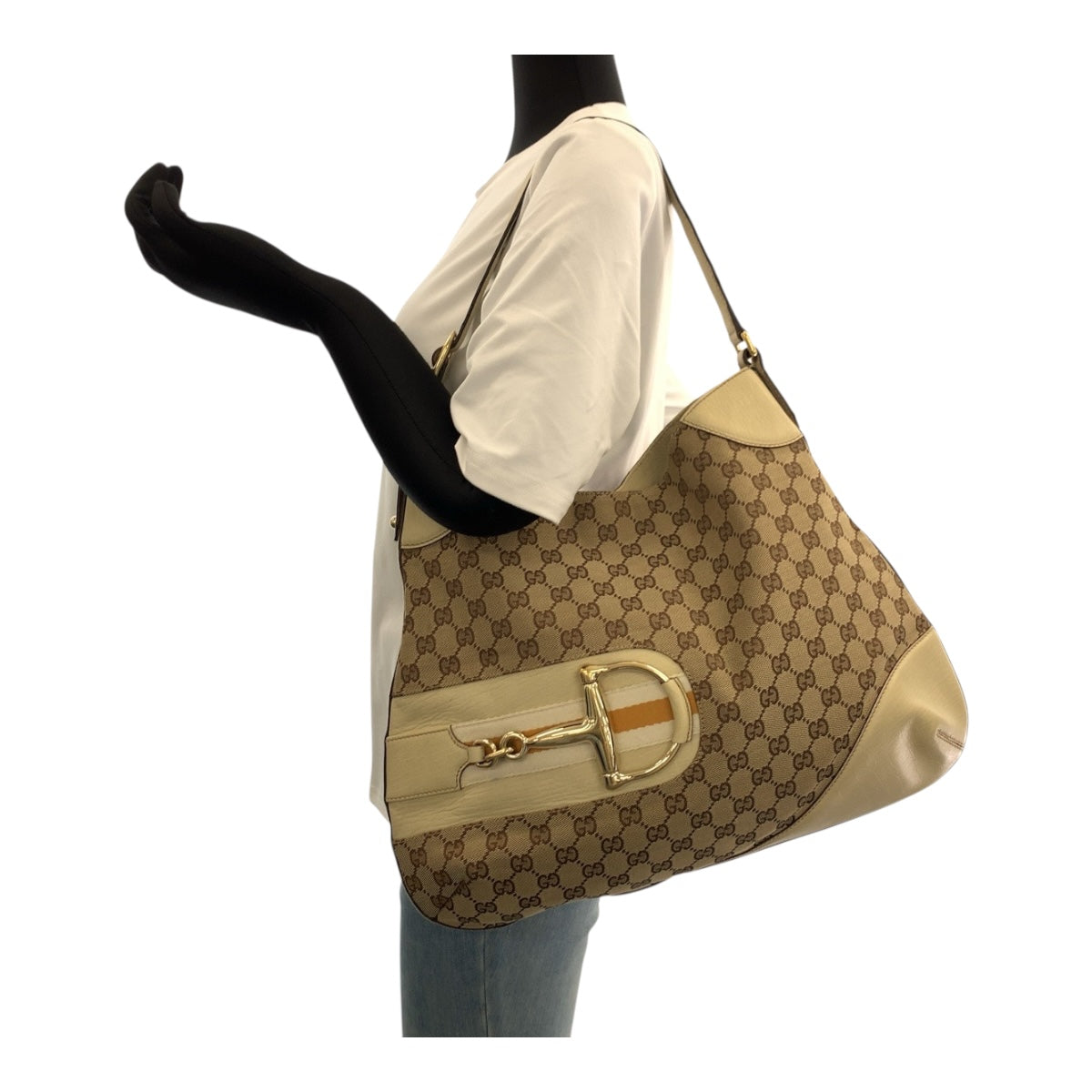20421
GUCCI Horsebit Beige Ivory Gold Hardware GG Canvas 137386 Shoulder Bag Ladies AB6