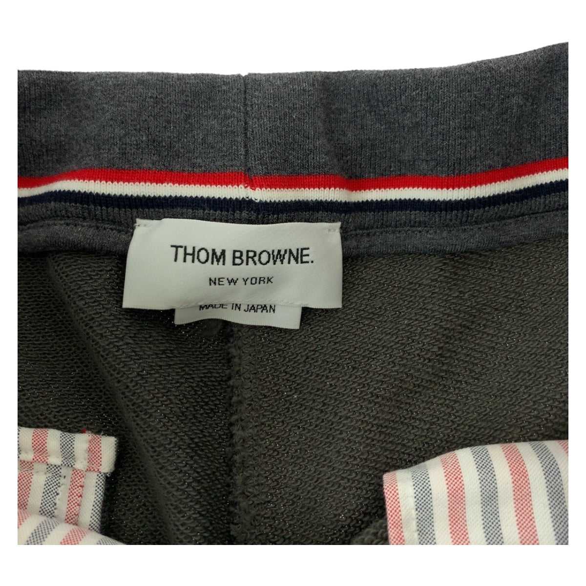 20439
THOM BROWNE トムブラウン 4BAR サイズ1 グレー ホワイト コットン MJQ008H 00535461 パンツ スウェットパンツ メンズ ABP25