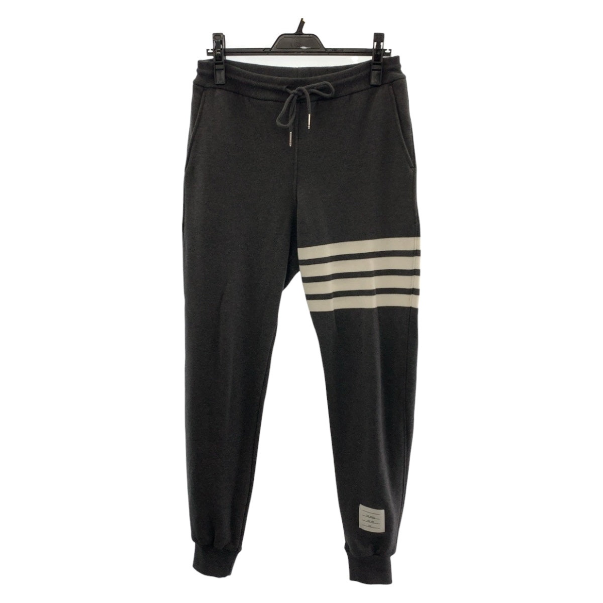 20439
THOM BROWNE トムブラウン 4BAR サイズ1 グレー ホワイト コットン MJQ008H 00535461 パンツ スウェットパンツ メンズ ABP25