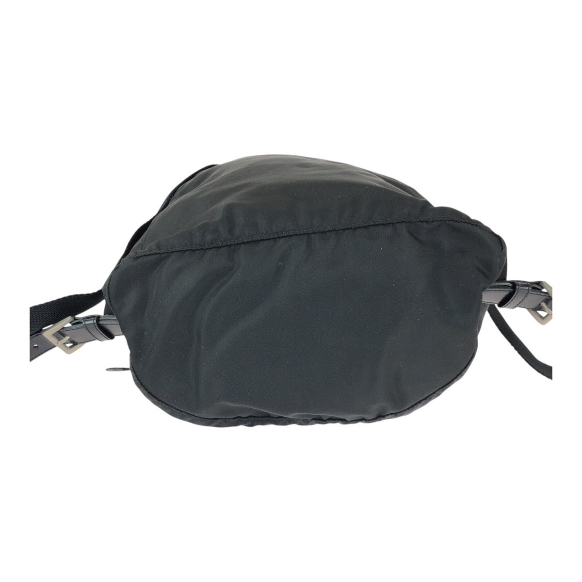 20448
PRADA プラダ ヴィンテージ テスート 三角ロゴプレート ブラック 黒 シルバー金具 ナイロン B1197F リュックサック バックパック レディース AB35