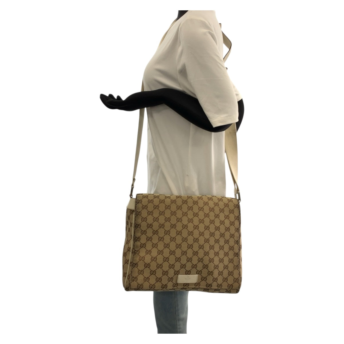 20454
GUCCI Beige Ivory Silver Hardware GG Canvas 146236 Shoulder Bag Messenger Bag Ladies AB21