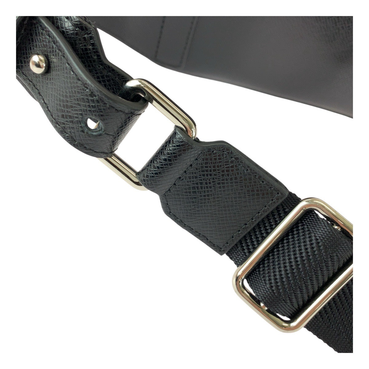 20478
Vivienne Westwood ヴィヴィアンウエストウッド ブラック 黒 シルバー金具 レザー ウエストバッグ バムバッグ レディース A32