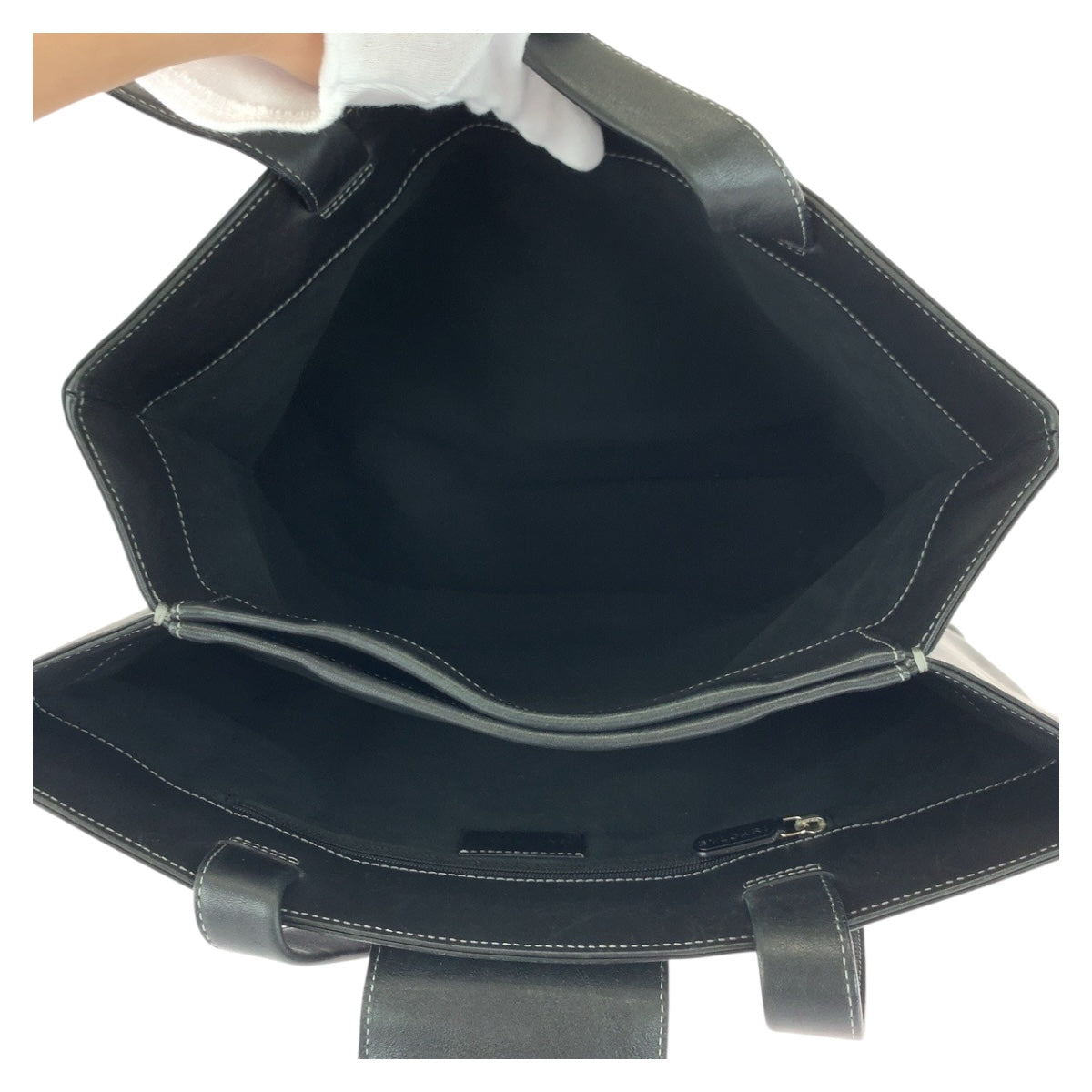 20480
BVLGARI ブルガリ ロゴプレート ブラック 黒 シルバー金具 レザー トートバッグ ショルダーバッグ レディース ABP28