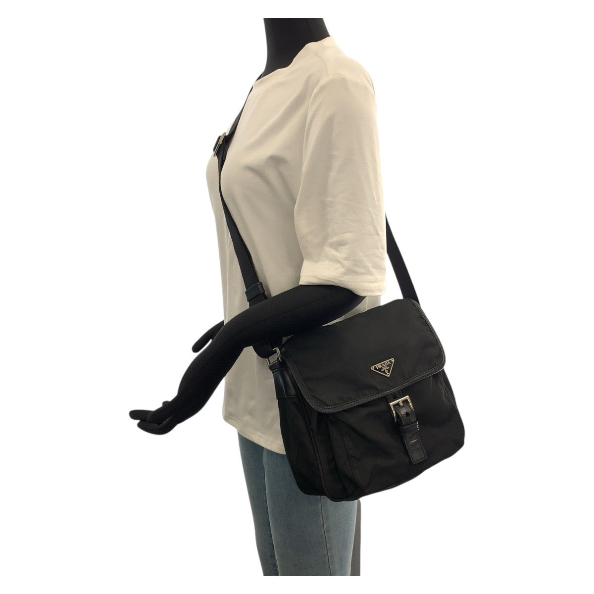 20483
PRADA プラダ テスート 三角ロゴプレート ブラック 黒 シルバー金具 ナイロン / レザー ショルダーバッグ メッセンジャーバッグ レディース AB32