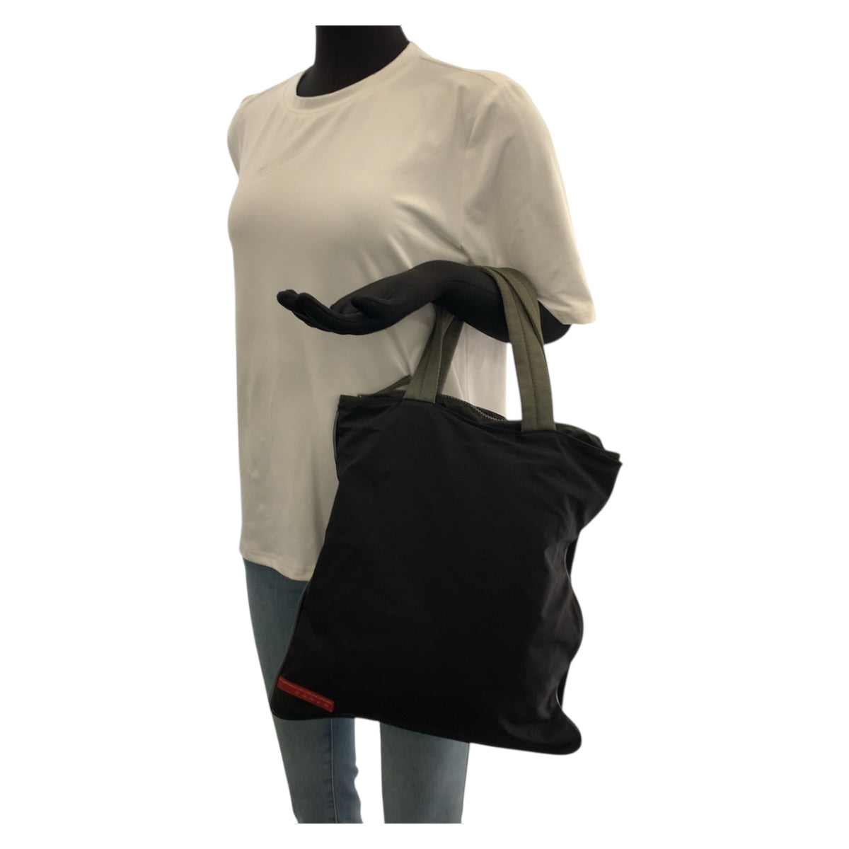 20509
PRADA プラダ プラダスポーツ ブラック 黒 シルバー金具 ナイロン トートバッグ ハンドバッグ レディース AB12