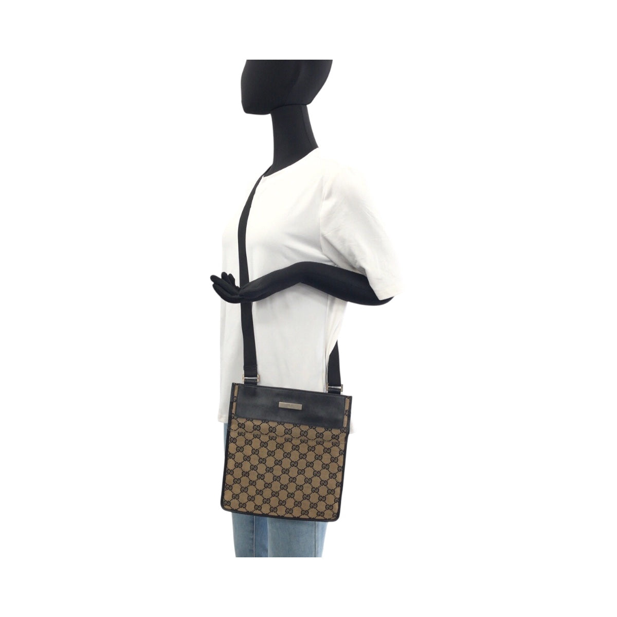 20513
GUCCI Beige Grey Silver Hardware GG Canvas / Leather 019 0348 Shoulder Bag Pouch Ladies AB24