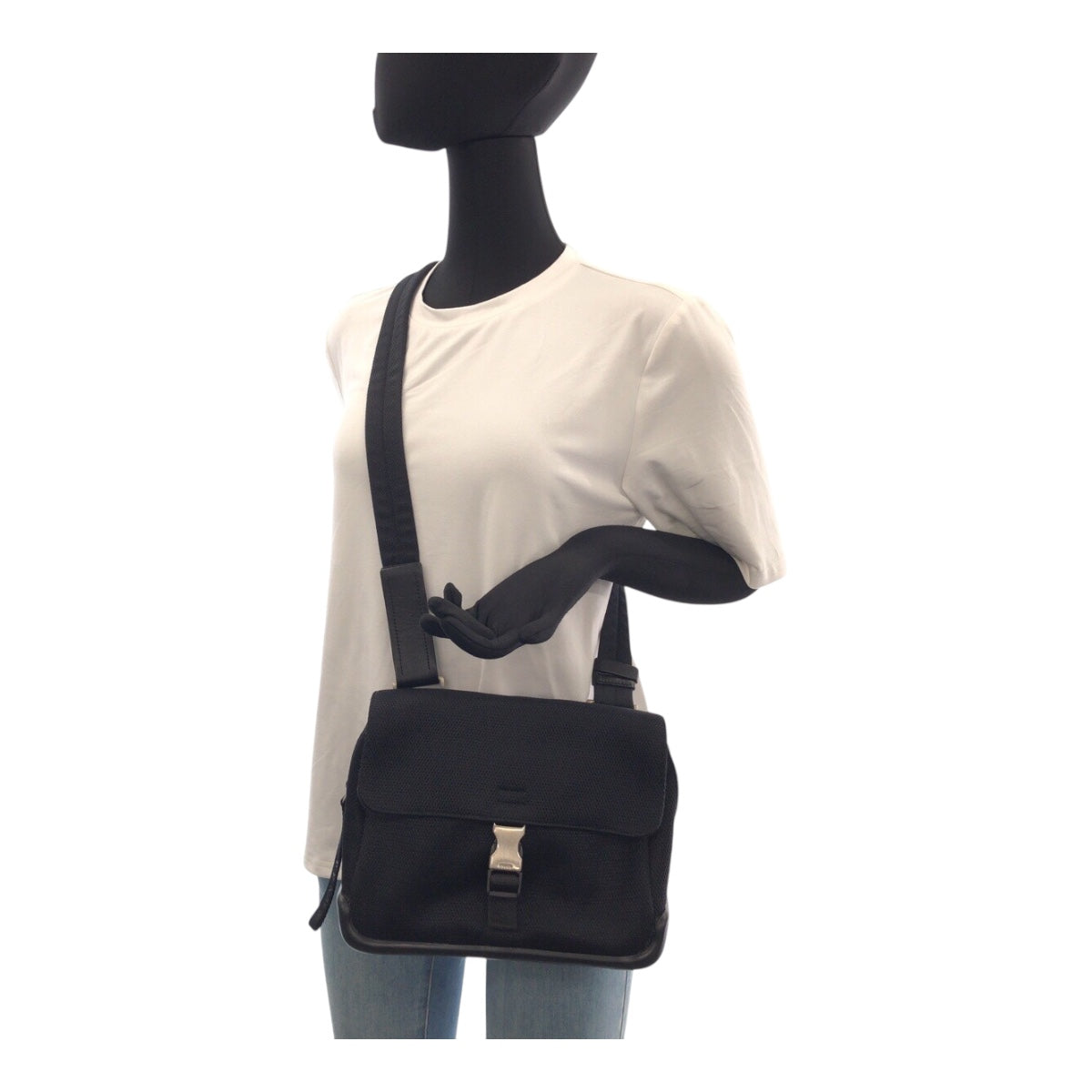 20517
PRADA SPORTS プラダスポーツ ブラック 黒　シルバー金具 ポリエステル / ゴム / レザー ショルダーバッグ ポシェット レディース AB35