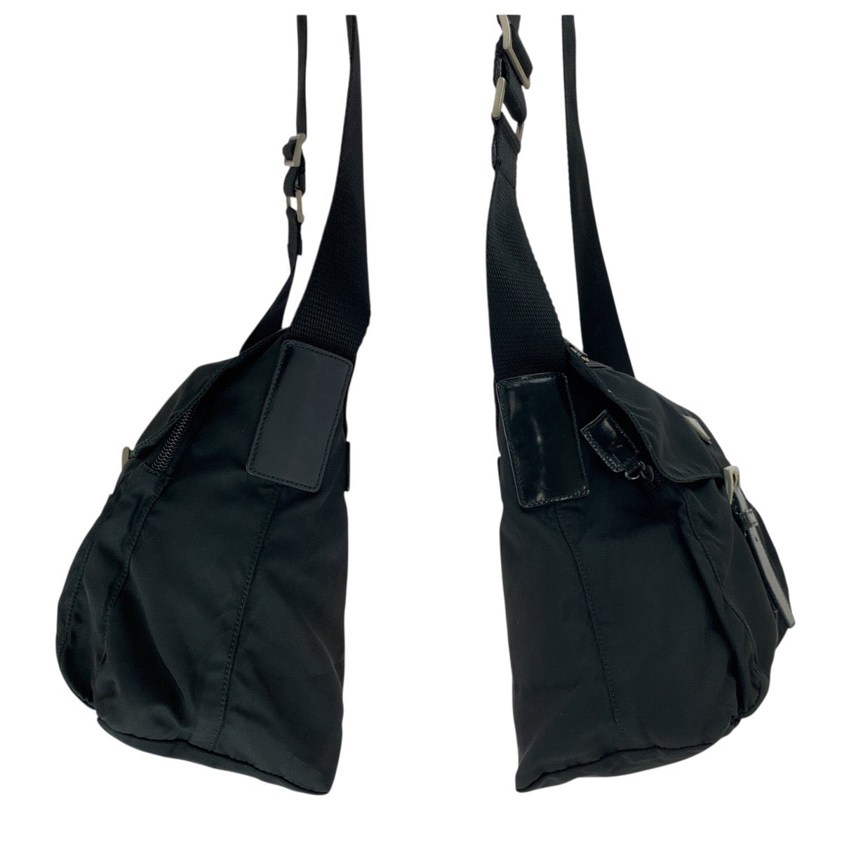 20521
PRADA プラダ テスート 三角ロゴプレート ブラック 黒 シルバー金具 ナイロン / レザー ショルダーバッグ ポシェット レディース ABP40