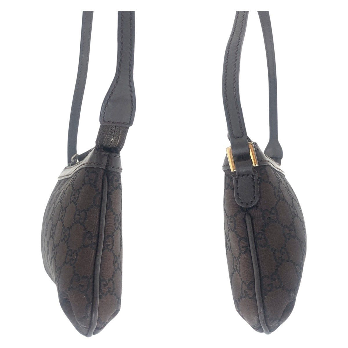 20530
GUCCI グッチ ブラウン ゴールド金具 GGキャンバス / レザー 272381 ハンドバッグ アクセサリーポーチ レディース AB21