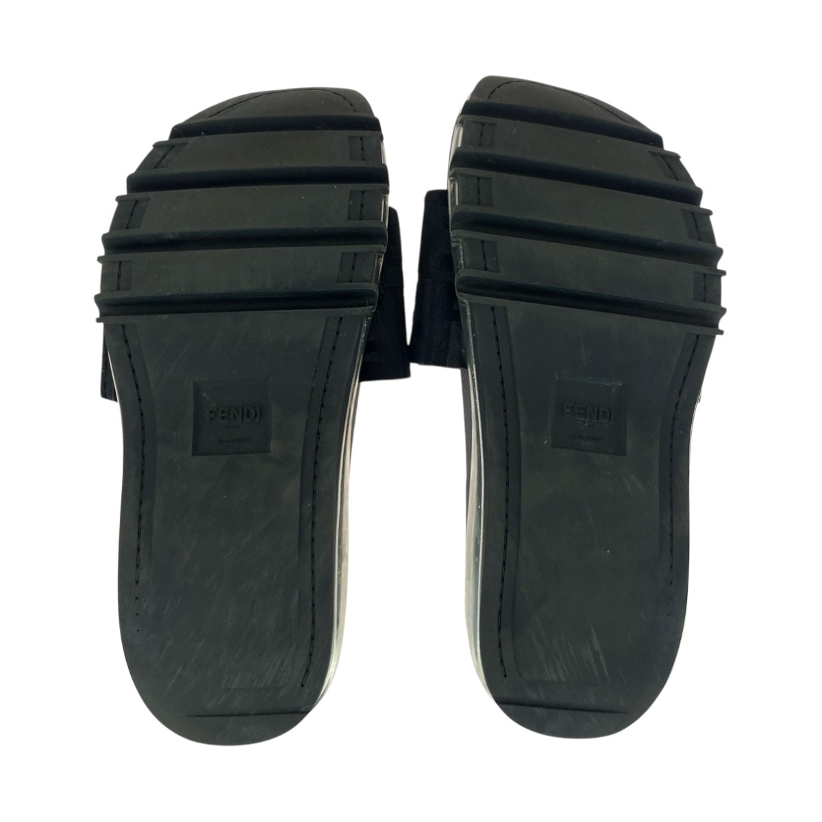 20558
FENDI フェンディ ズッカ サイズ7 ブラック ラバー 7X1284 サンダル メンズ AB24