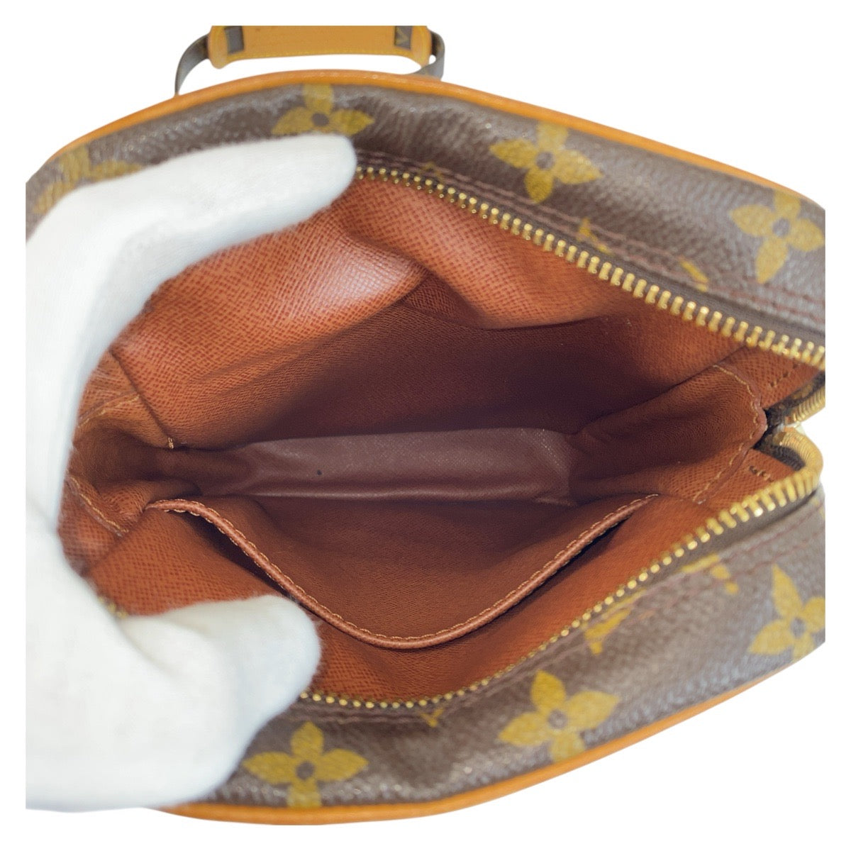 20574
LOUIS VUITTON ルイヴィトン モノグラム アマゾン ブラウン ゴールド金具 PVC / レザー M45236 ショルダーバッグ ポシェット レディース AB56