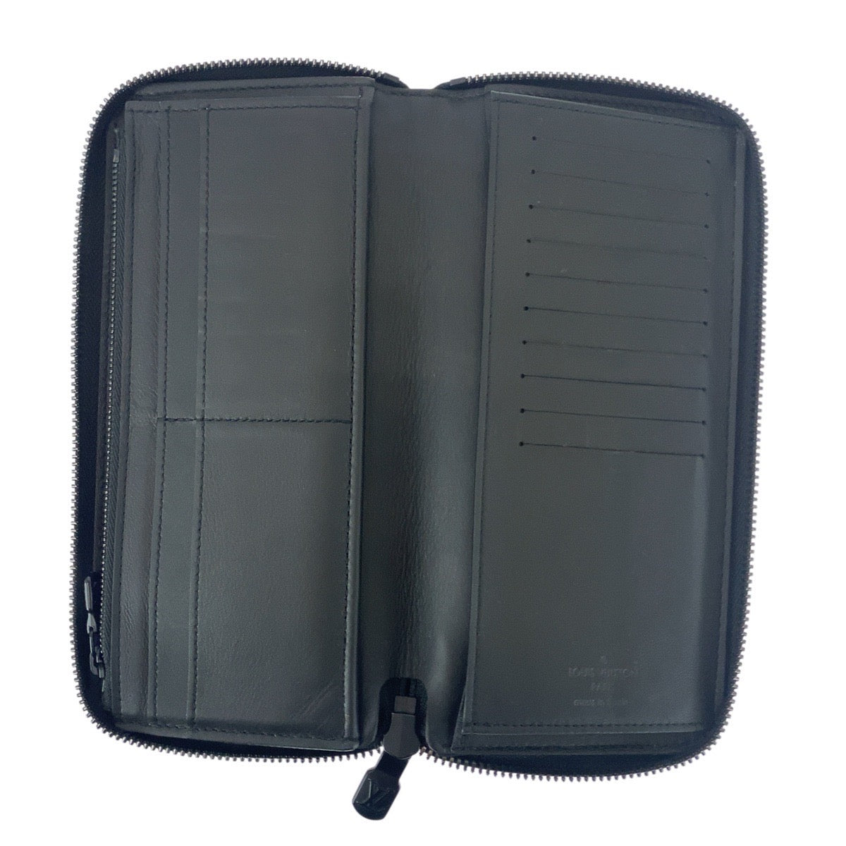 20586
LOUIS VUITTON ルイヴィトン モノグラム シャドウ ジッピーウォレット ヴェルティカル ノワール ブラック 黒 レザー M62902 長財布 ロングウォレット メンズ AB28