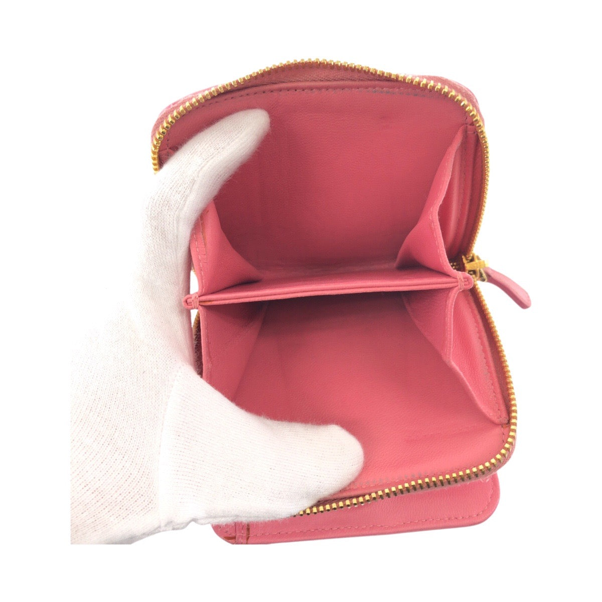 20593
MIUMIU ミュウミュウ マテラッセ ピンク ゴールド金具 レザー 二つ折り財布 コンパクトウォレット レディース ABP21