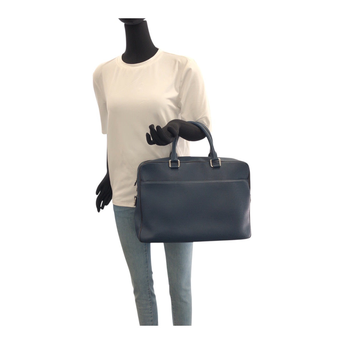 20595
LOUIS VUITTON ルイヴィトン タイガ ポルトドキュマン ヴォワヤージュMM ブルー シルバー金具 レザー M30645 ビジネスバッグ ブリーフケース メンズ AB56